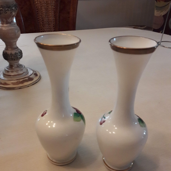 Pair of vintage norcrest bud vases - Picture 3 of 3